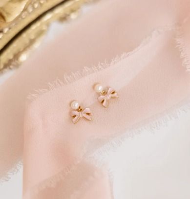 Dangle Bow &amp; Pearl Earrings
