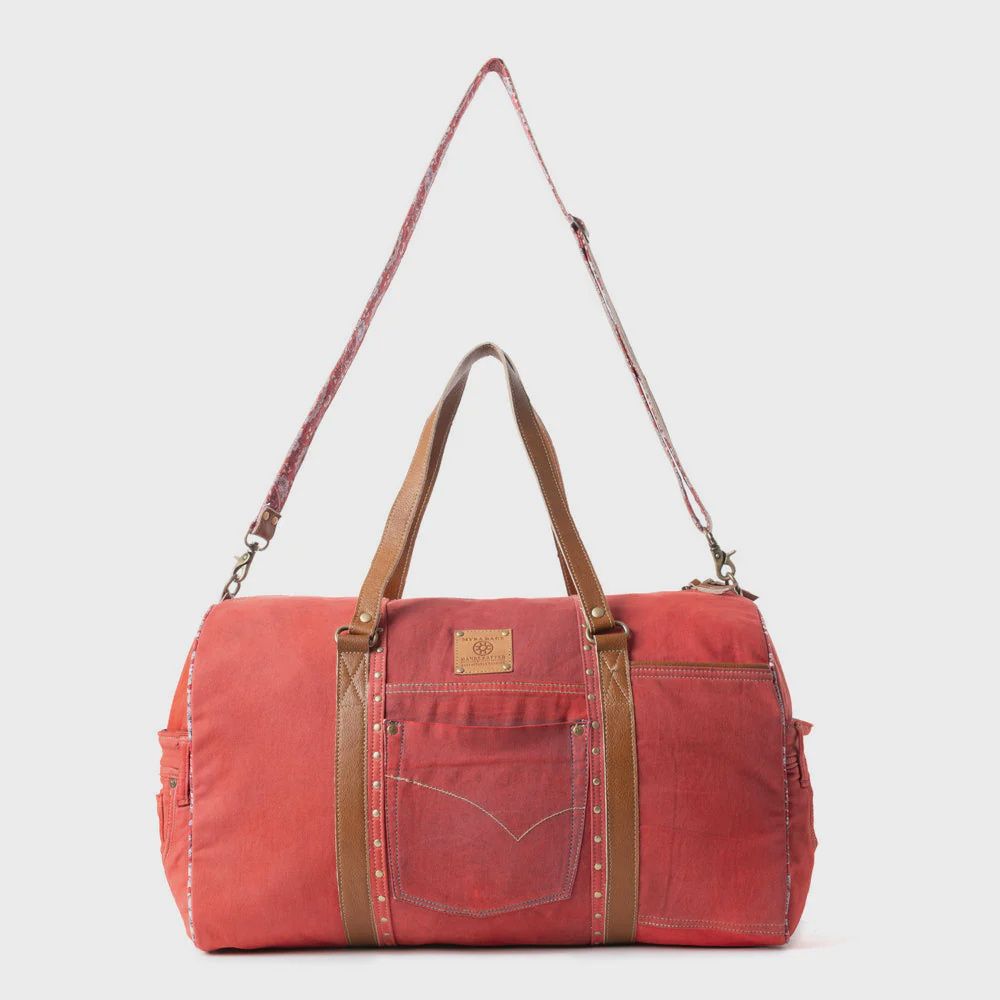 Wildberry Voyager Traveler Bag, Colour: Cranberry Smoke
