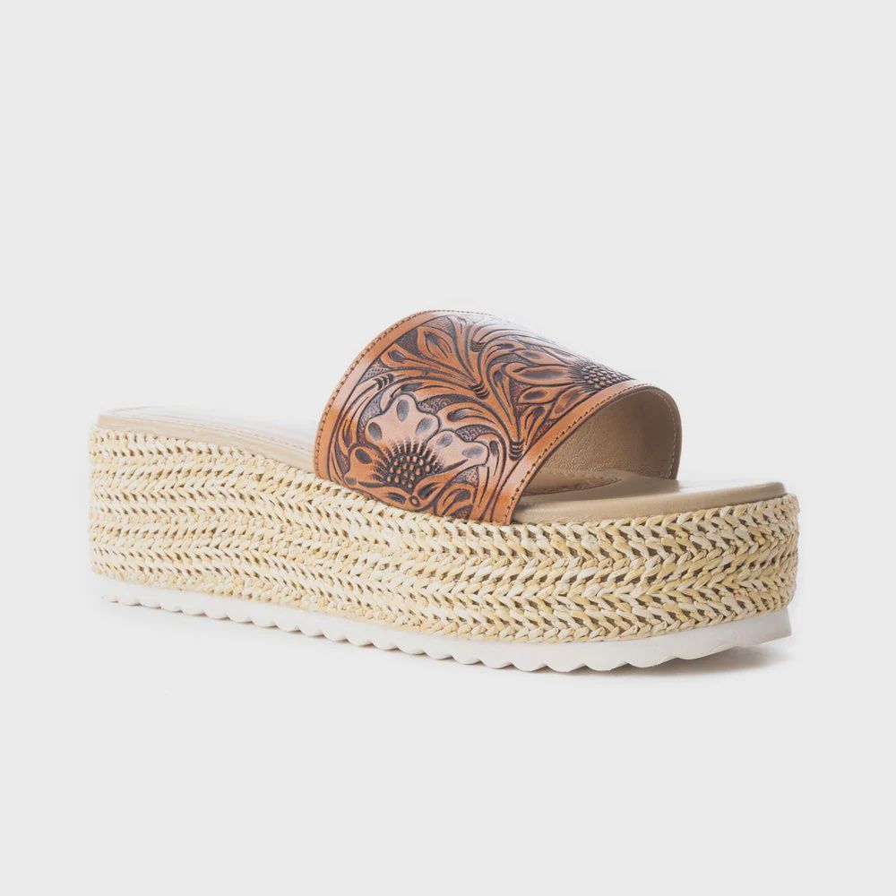 Gloriana Canyon Platform Sandals In Natural