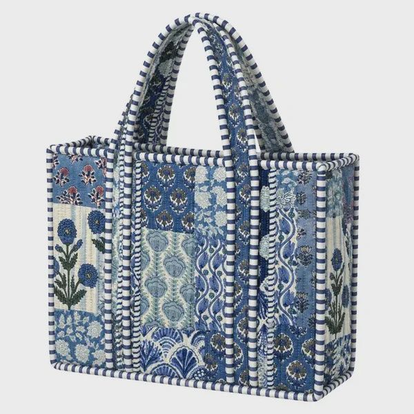 quilted mini bag, Color: blue floral