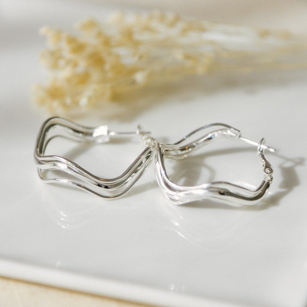Breezy Hoops