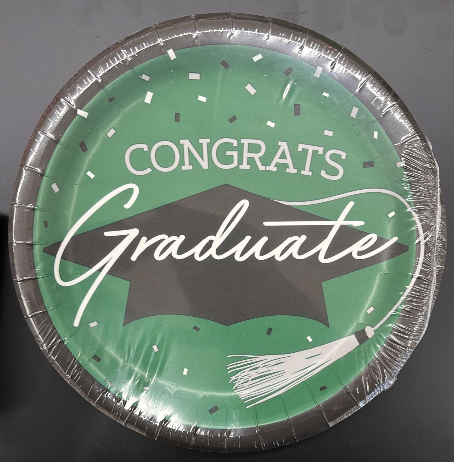 18CT 8.75" EMRLD GRN GRAD PL