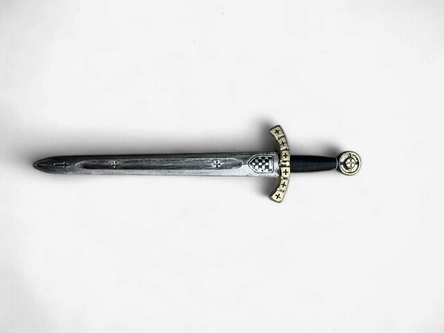 Round-Pommel Sword