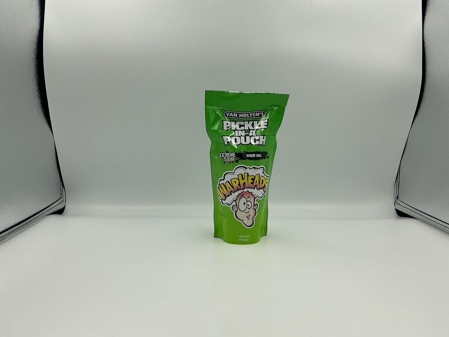 Warhead Extreme Sour Pickle Jumbo 242gr