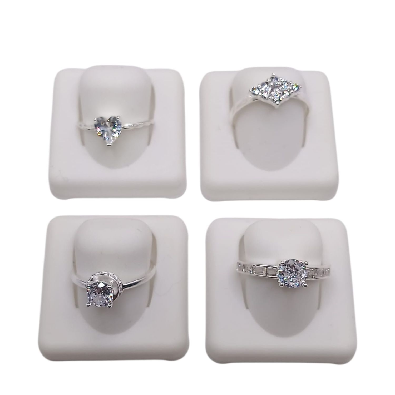 PAQUETE DE 4 ANILLO DIF MODELOS Y MEDIDAS, PLATA .925