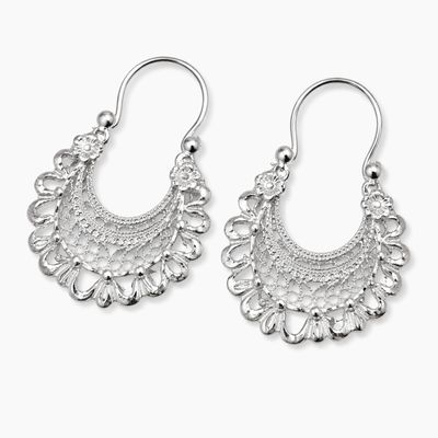 ARRACADA CALADA. 3.5 CM, PLATA .925