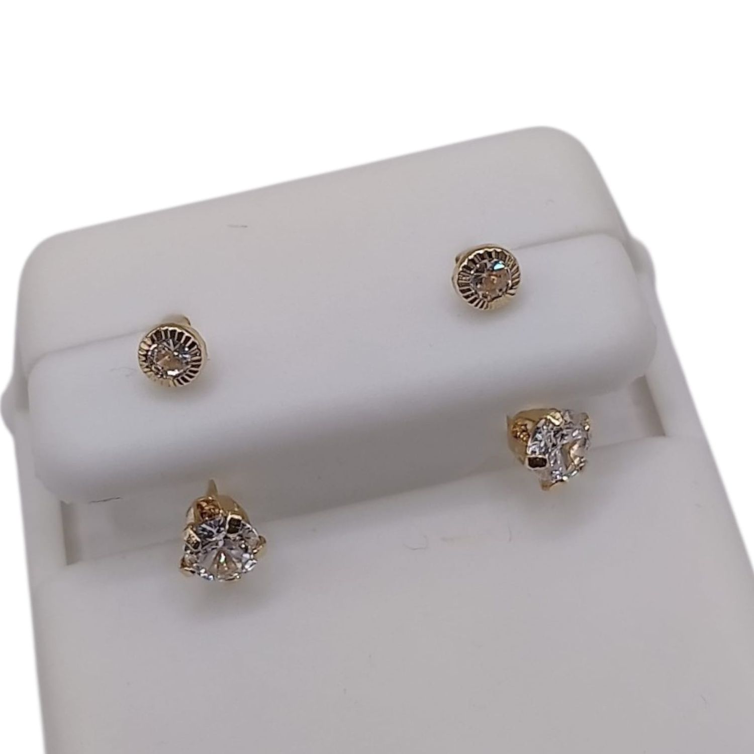 BROQUEL CURVO CZ BCA, ORO 14K