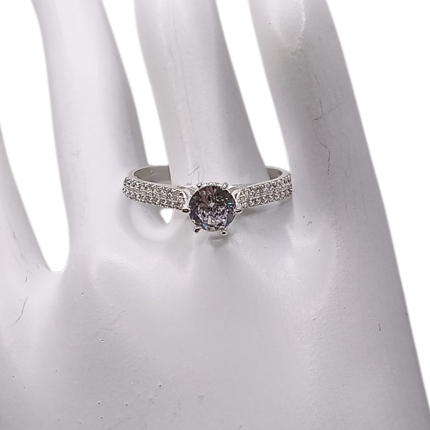 ANILLO SOLITARIO CON MINI CZ # 10.5, PLATA .925