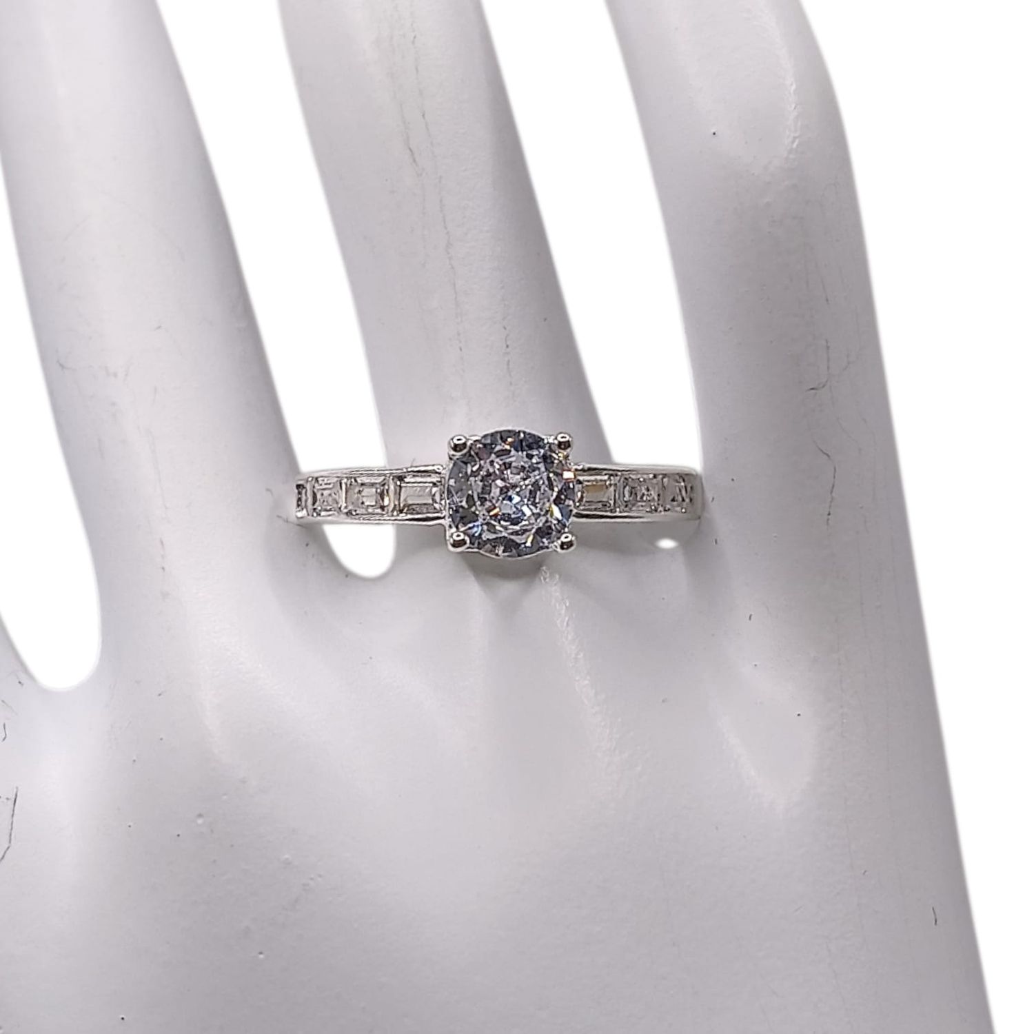 ANILLO SOLITARIO CON CZ, # 7 , PLATA .925