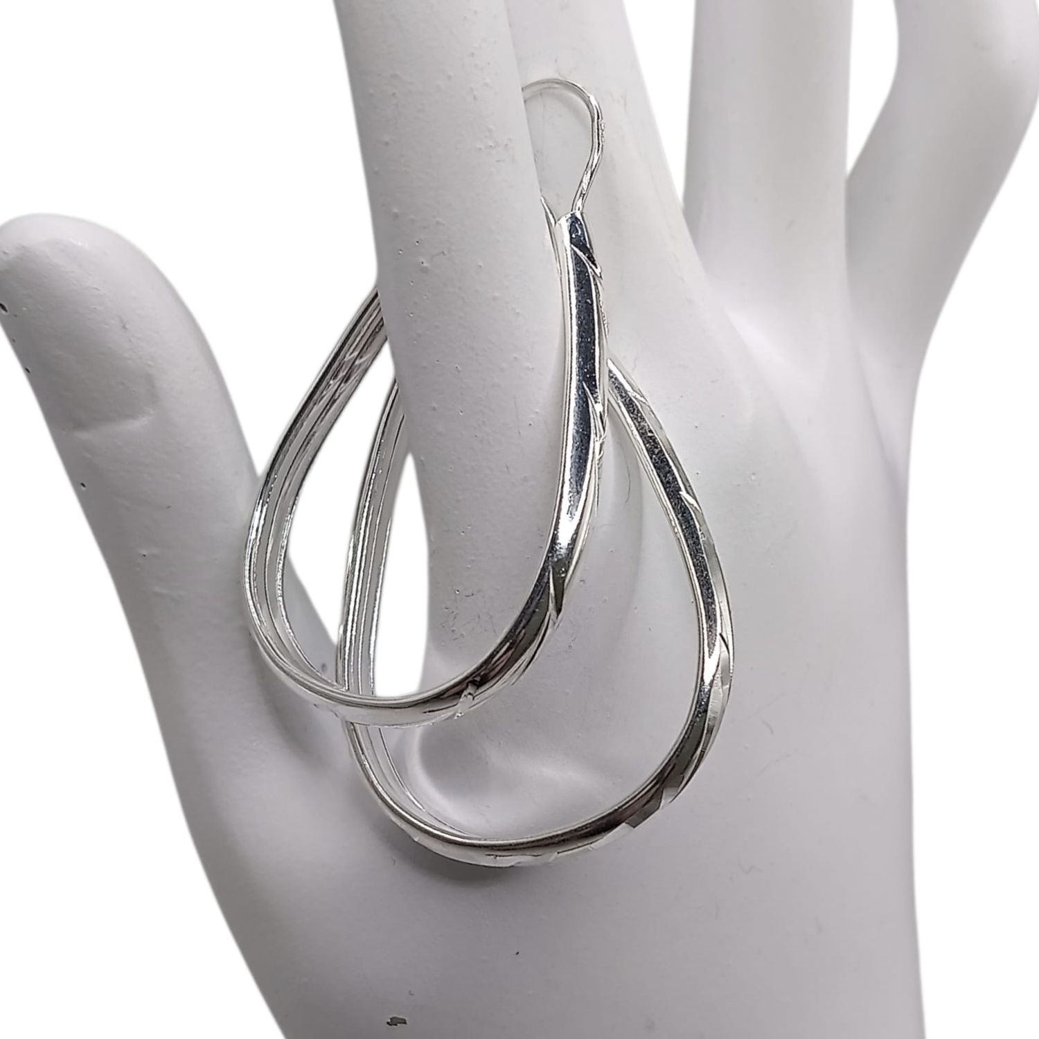 ARRACADA CALADA GOTA, 4.5 CM, PLATA .925