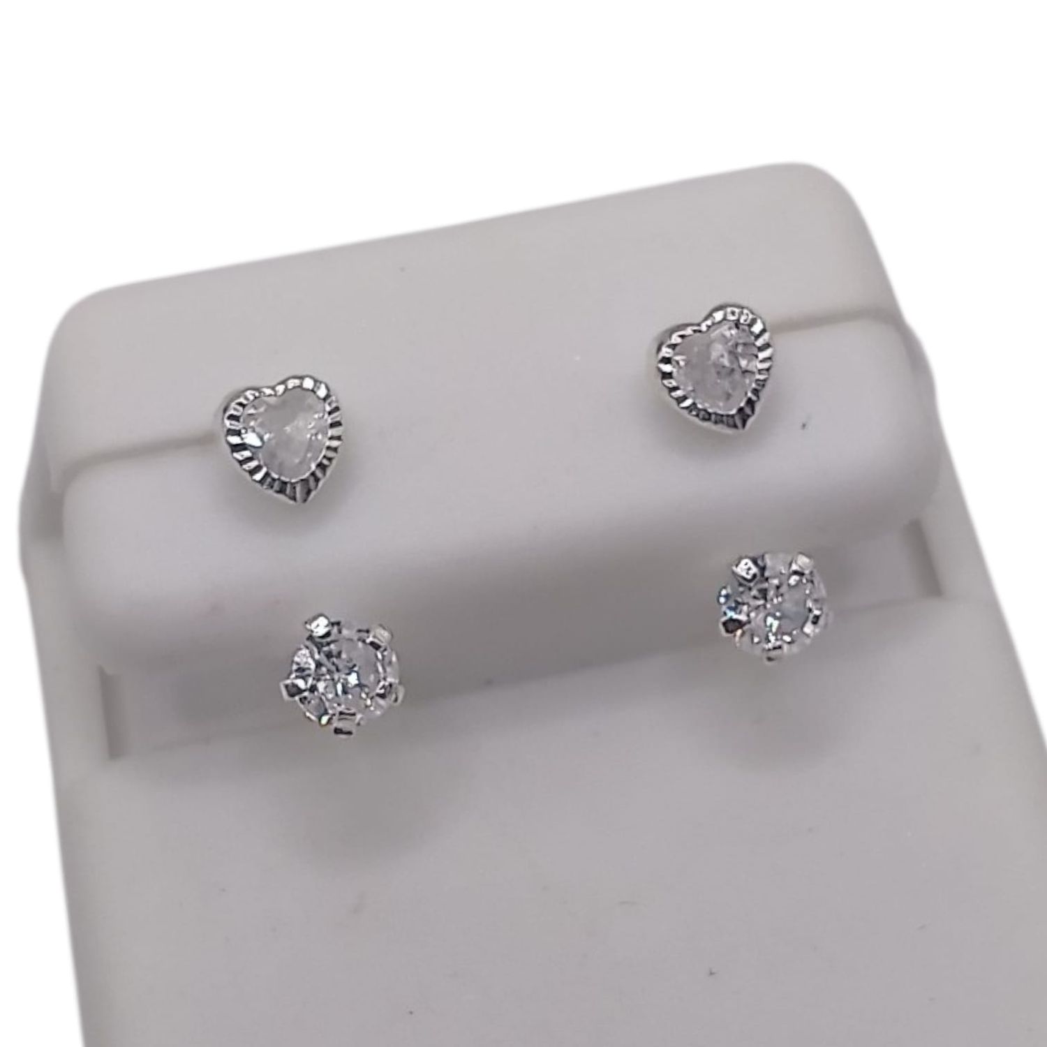 BROQUEL CURVO CZ BLANCA, PLATA .925