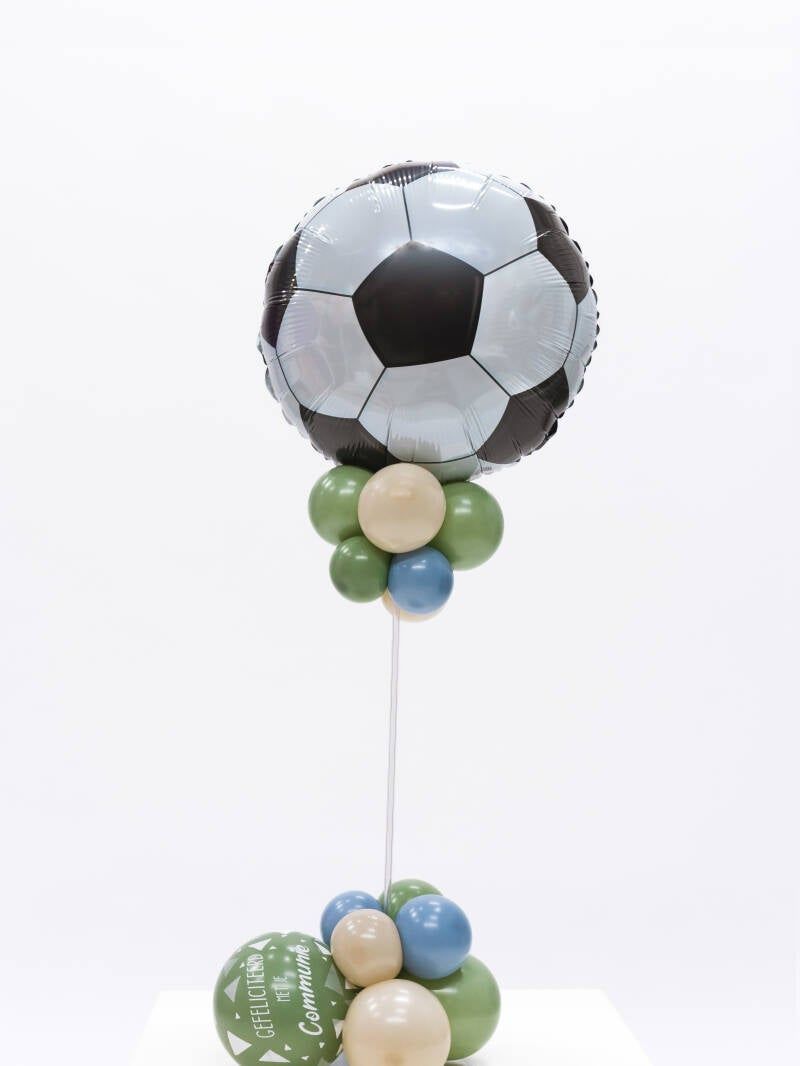 Tafelstuk hoog met folieballon.