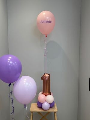 Foliecijfer klein met helium ballon gepersonaliseerd