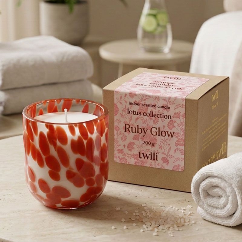 TWILI INDOOR SCENTED CANDLE LOTUS COLL. RUBY GLOW  S