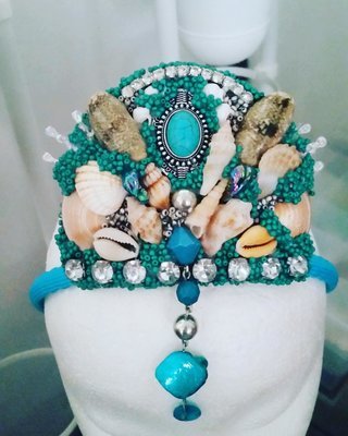 Turquoise small crown