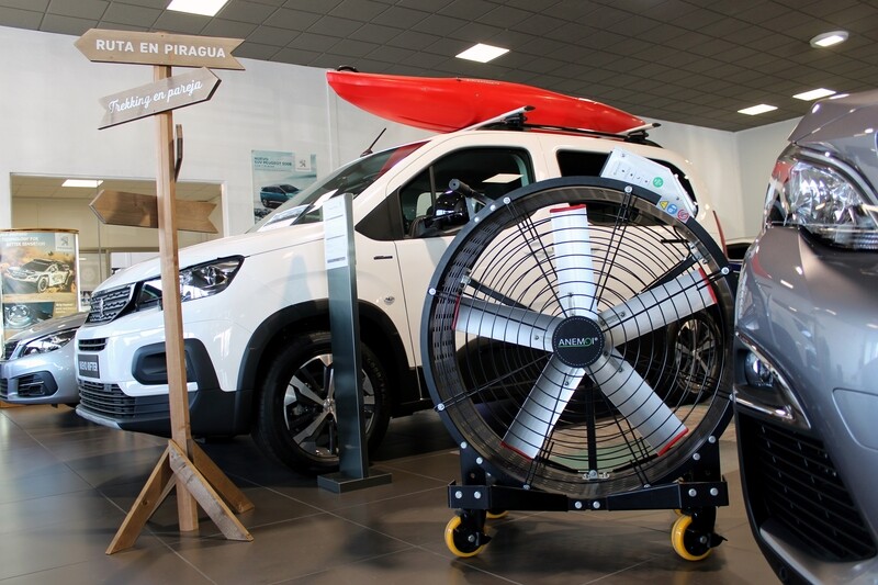 AirGo 90 | Industrial Floor Fan AirGo 90 | Industrial Floor Fan