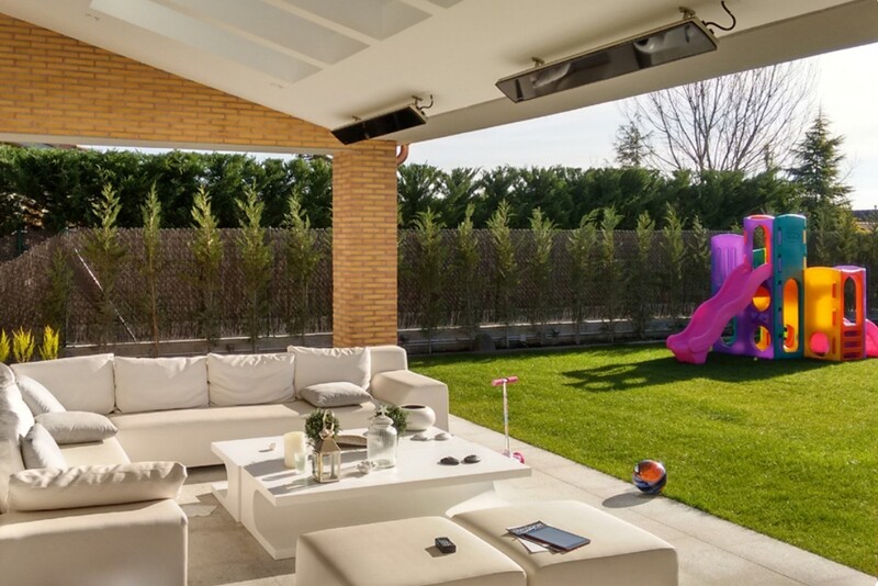 Estufa para Terrazas de Pared DARK 3200 W. Calefactor Exterior Eléctrico Infrarrojo 100% Eficaz. Estufa para Terrazas de Pared DARK 3200 W. Calefactor Exterior Eléctrico Infrarrojo 100% Eficaz.