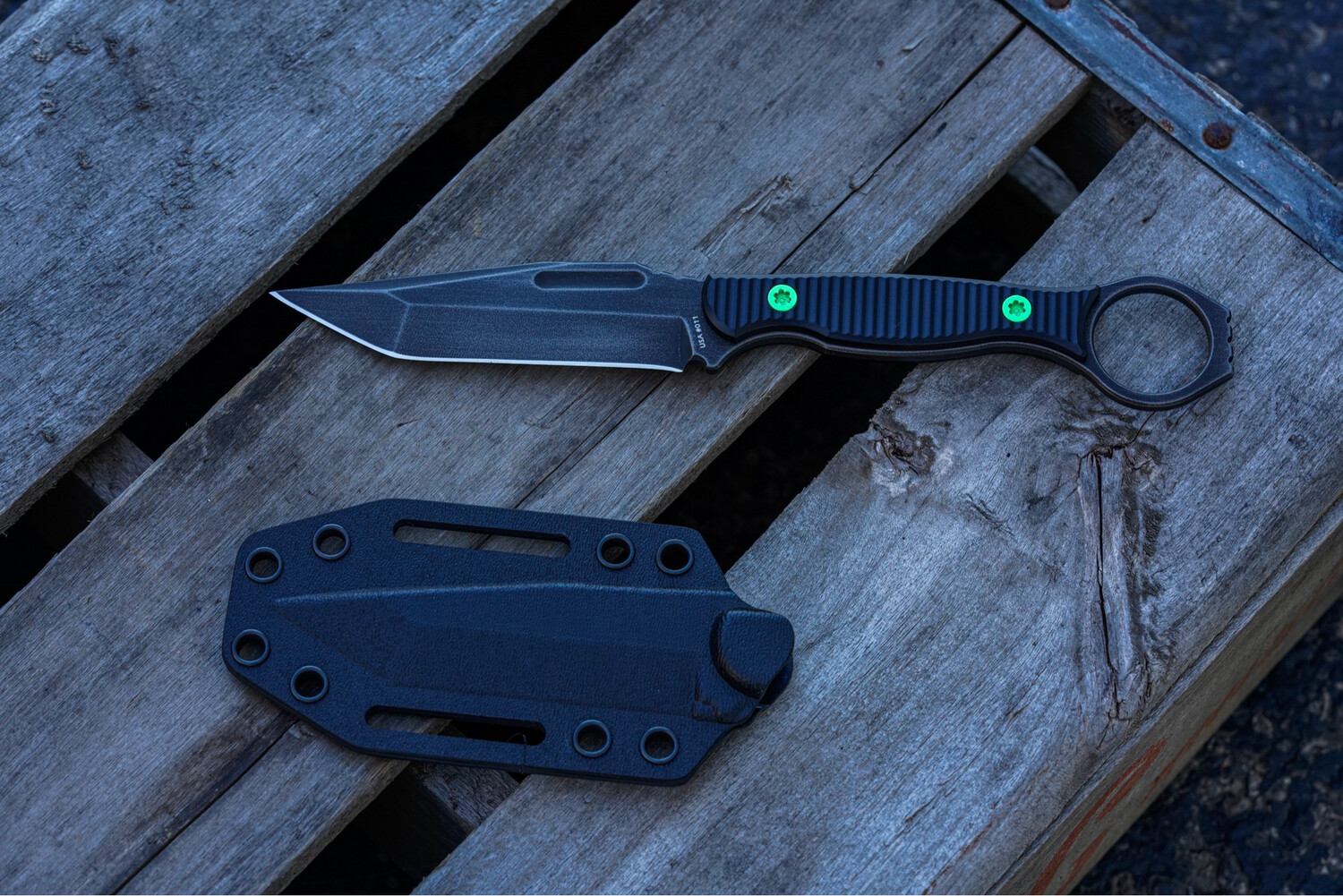 Instinct Tanto - Midnight Black/Black/Lime Screws
