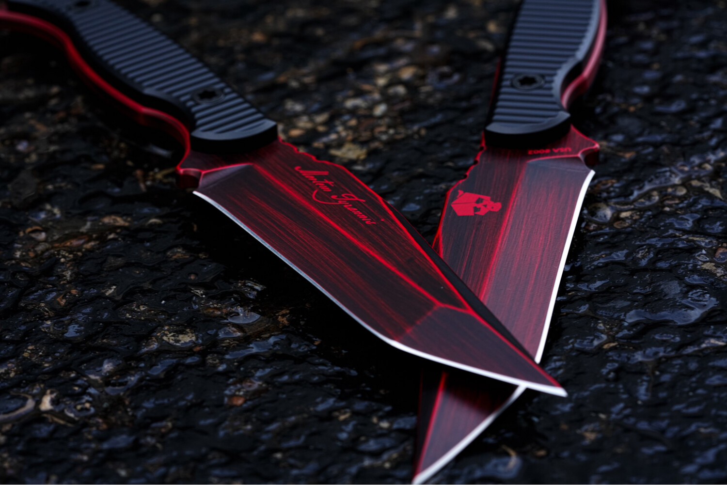 Instinct Tanto - Mortem Tyrannis Collaboration Limited Edition Battleworn Red/Black
