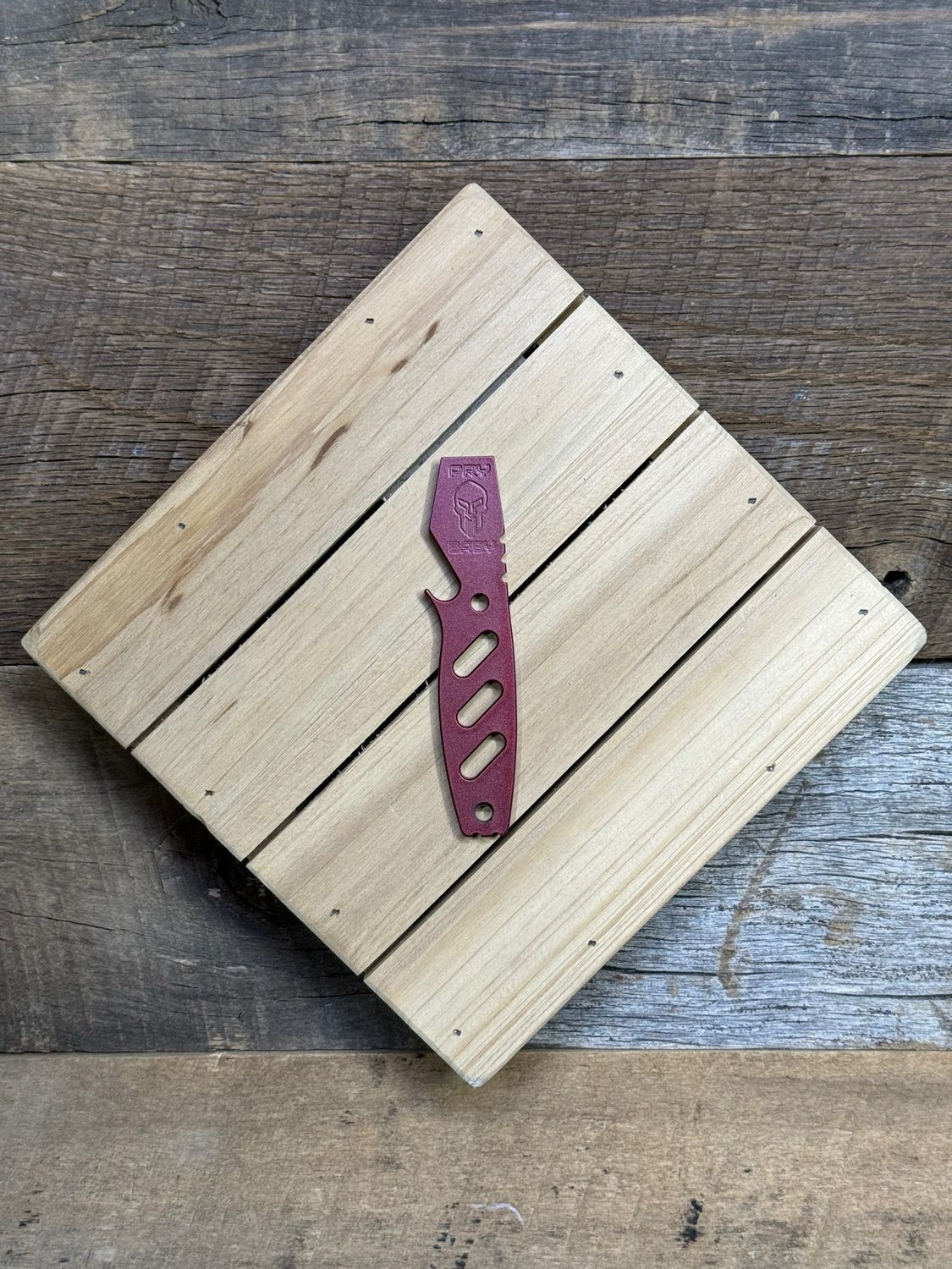 Pry Baby - Metallic Red