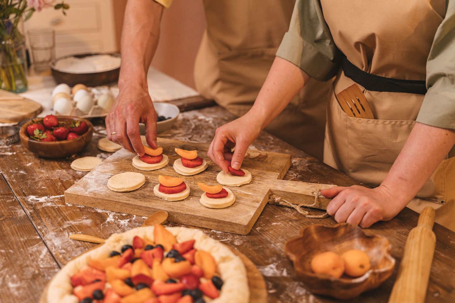 Mercredi 2 septembre 2026 de 14h30 à 16h30 - dès 4 ans - 4 mains - Tarte aux fruits d'été façon tatin Mercredi 2 septembre 2026 de 14h30 à 16h30 - dès 4 ans - 4 mains - Tarte aux fruits d'été façon tatin