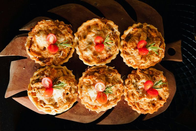 Jeudi 9 juillet  2026 de 14h00 à 16h30 - dès 8 ans Atelier Quiches et tartes salées personnalisées