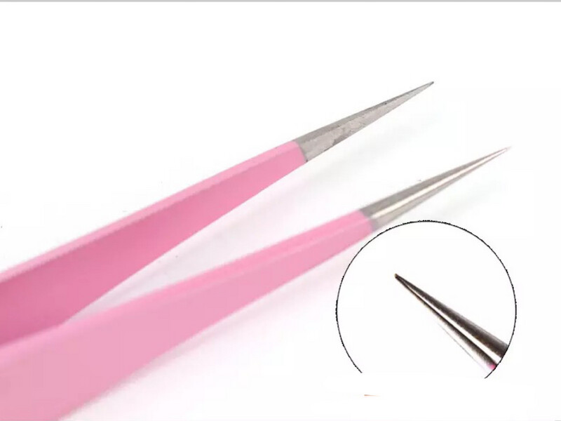 Pince droite pour cils