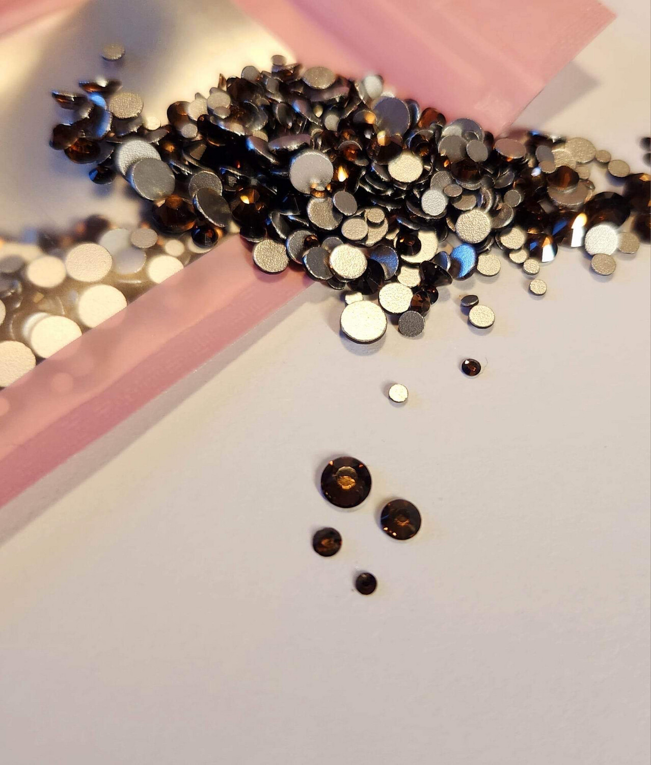 Strass brown earth 