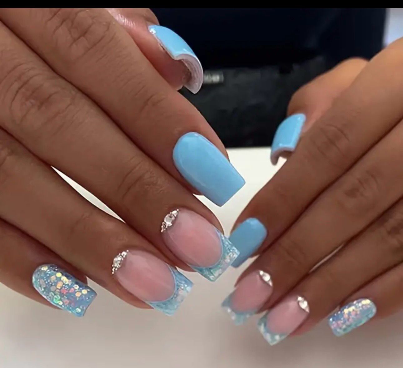 Press on Nails blue-pink