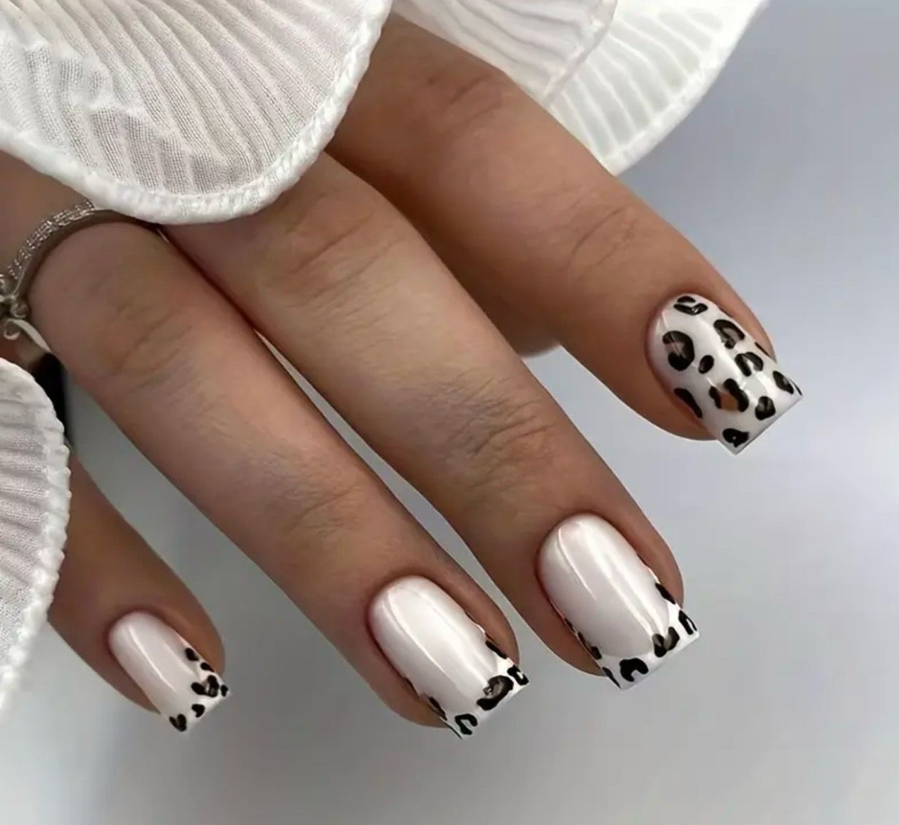 Press on nails chic léopard