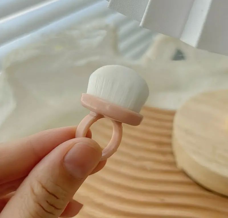 Brosse poussière pour ongles