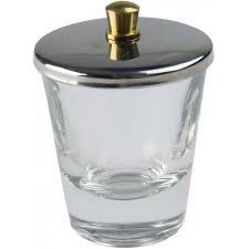 Dispensseur en vitre avec couvercle