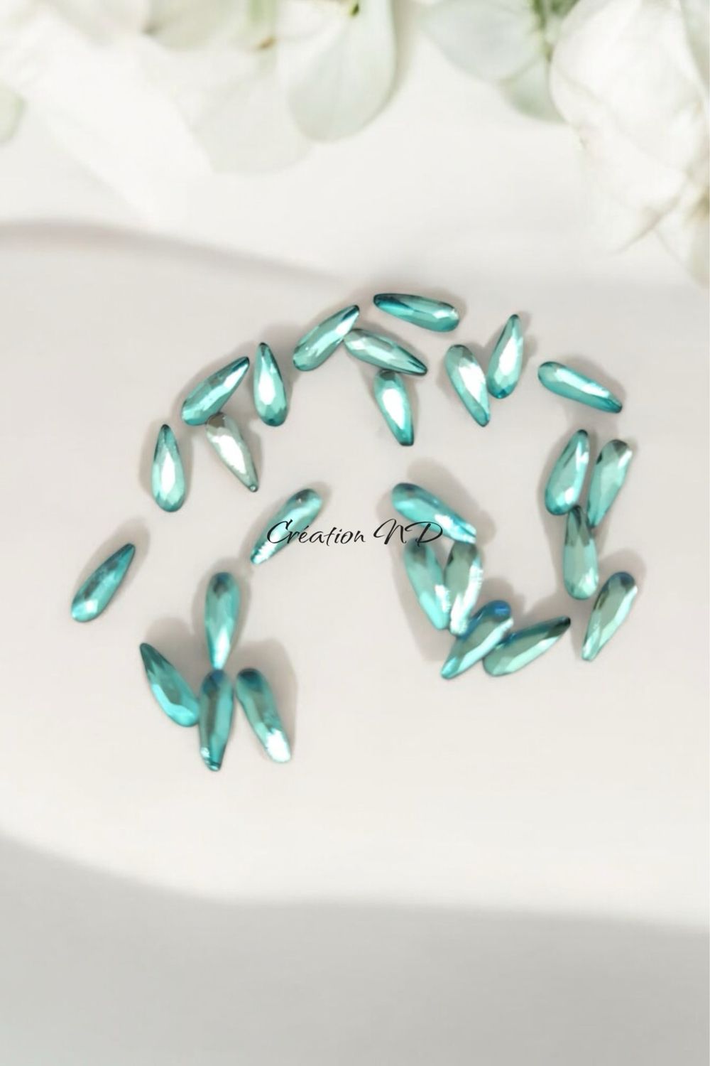 Collection Turquesa gouttes allongées 2x6 mm