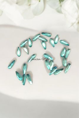 Collection Turquesa gouttes allongées 2x6 mm