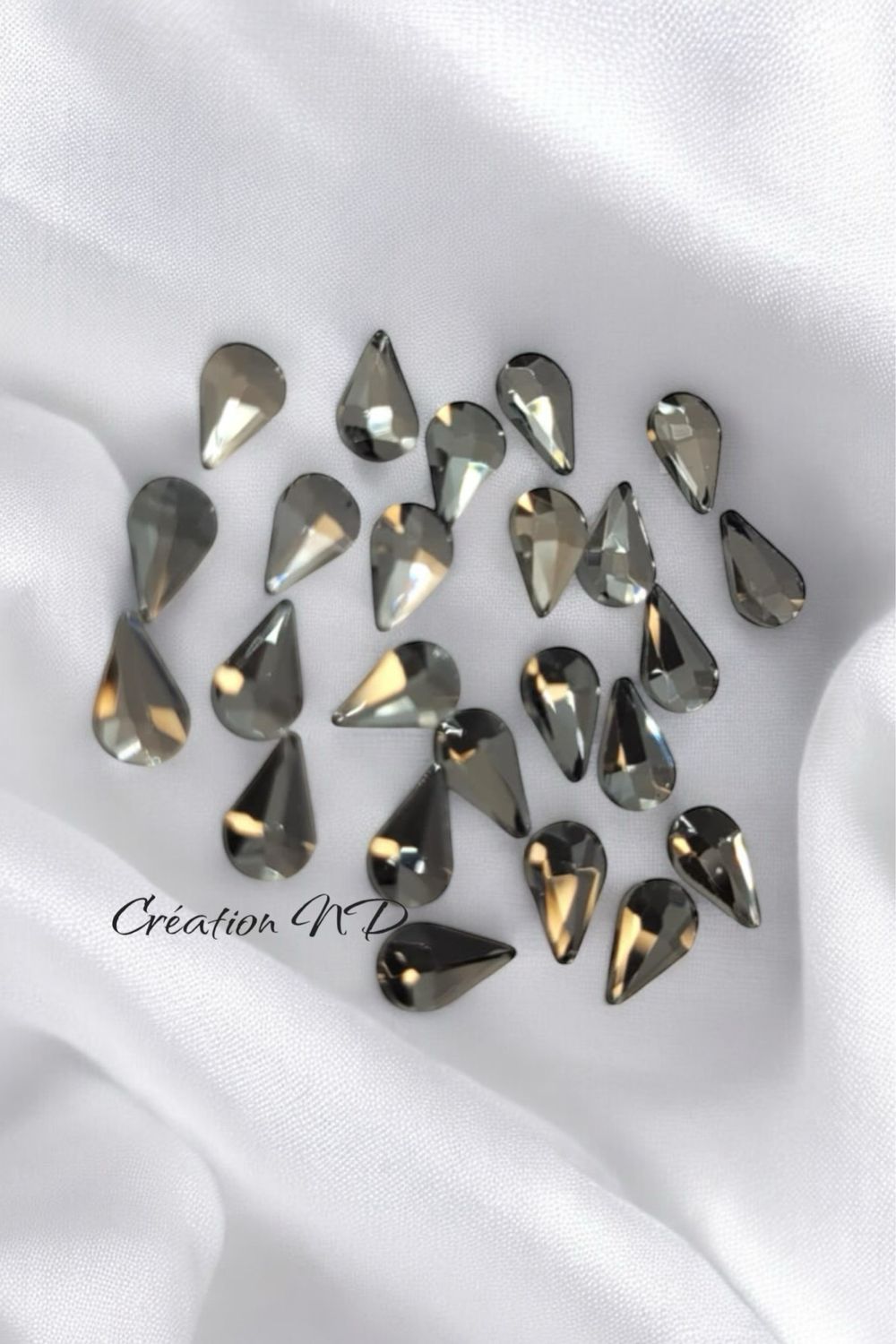 Collection Black Silver Dark gouttes 4x8