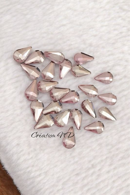 Collection Pink, lady, gouttes rose pointu 5x8 mm