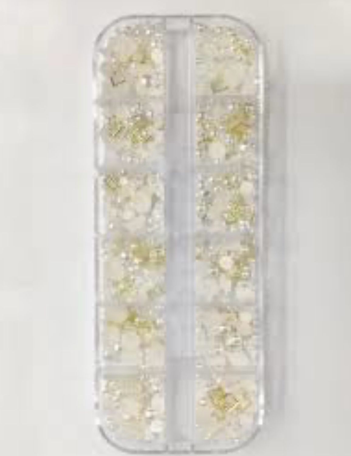 Perles dos plat avec caviar or