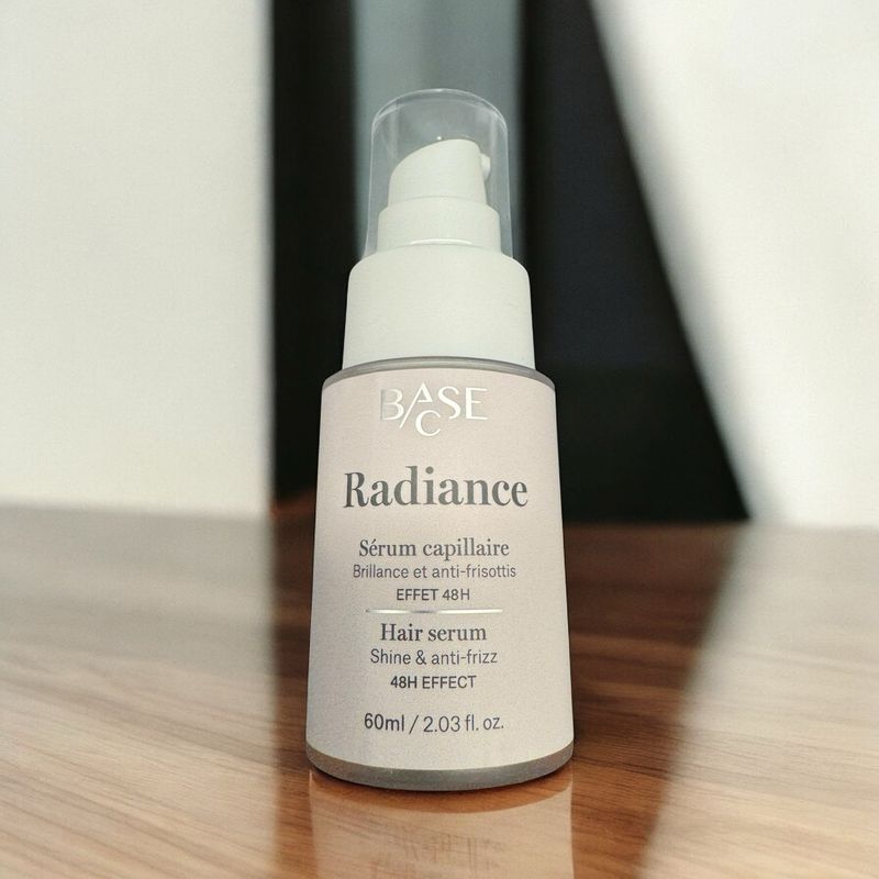Sérum capillaires brillance anti frottis fait 48 heures
