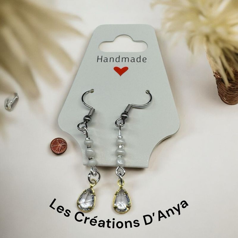 Boucles d’oreilles pierre blanche