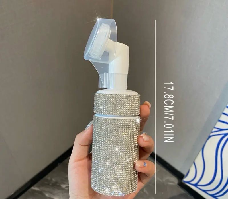 Bouteilles avec brosse strass