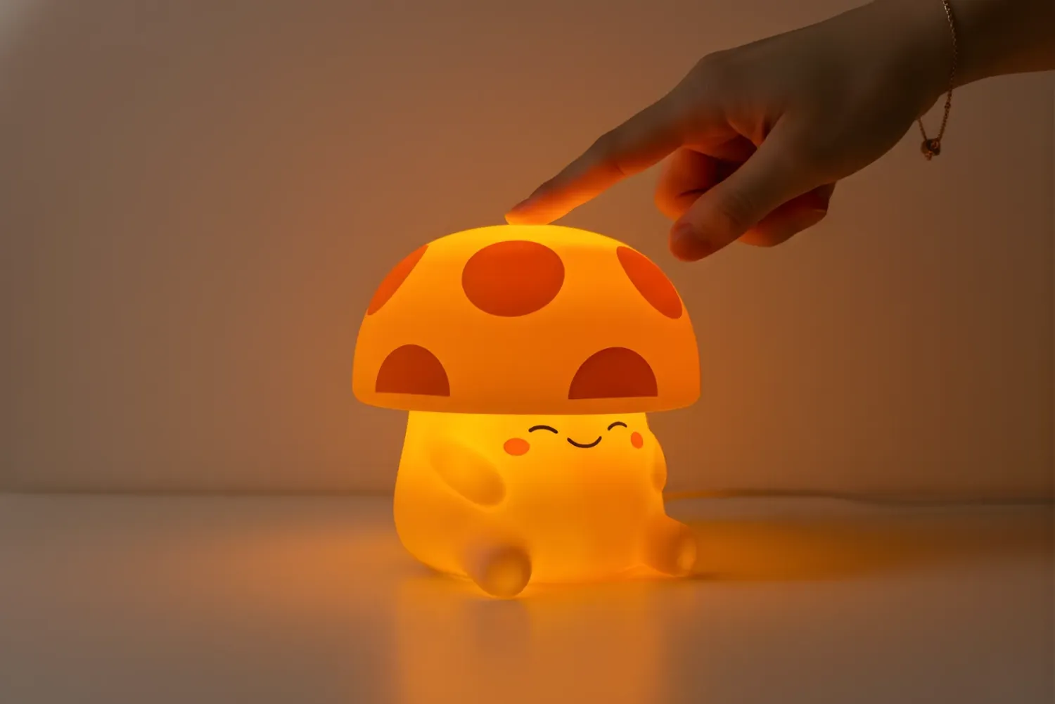 Mushi Mushroom Reading Light - Orange
