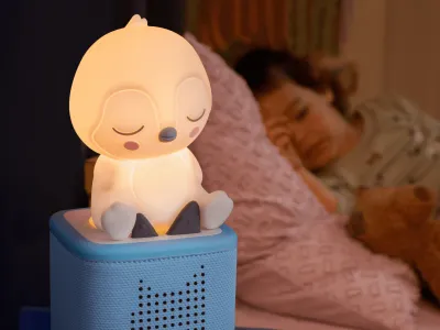 Sleepy Friends: Sleepy Penguin Night Light