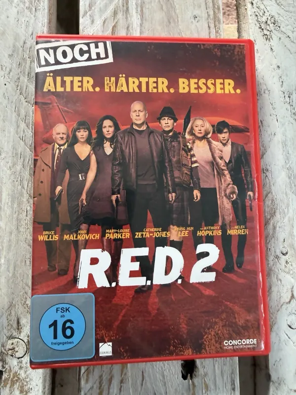 R.E.D. 2 - Noch Älter. Härter. Besser