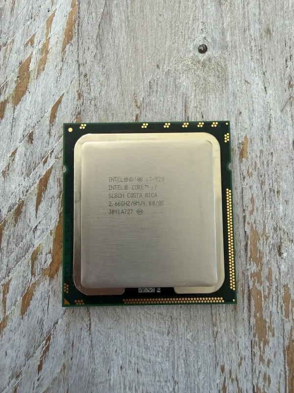 Intel Core i7-920 CPU 4x 2,93GHz LGA1366