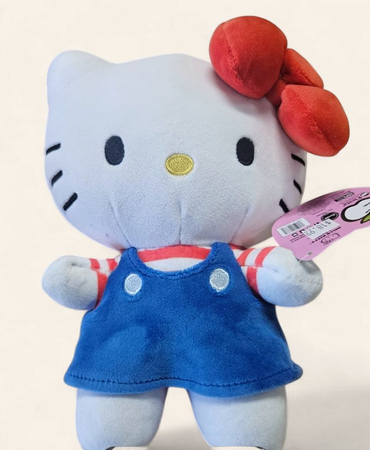 Hello Kitty 9" Plush