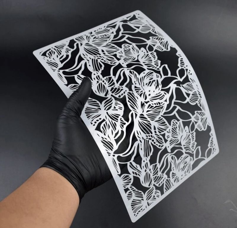 Detailed floral stencil (large)