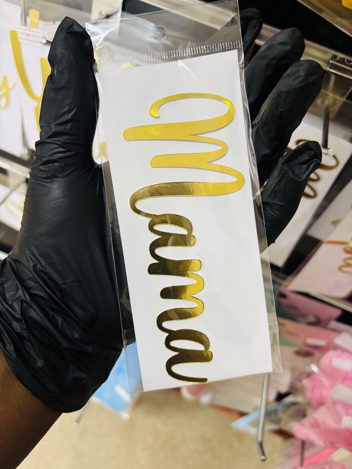 Cardstock charm: Mama (gold)