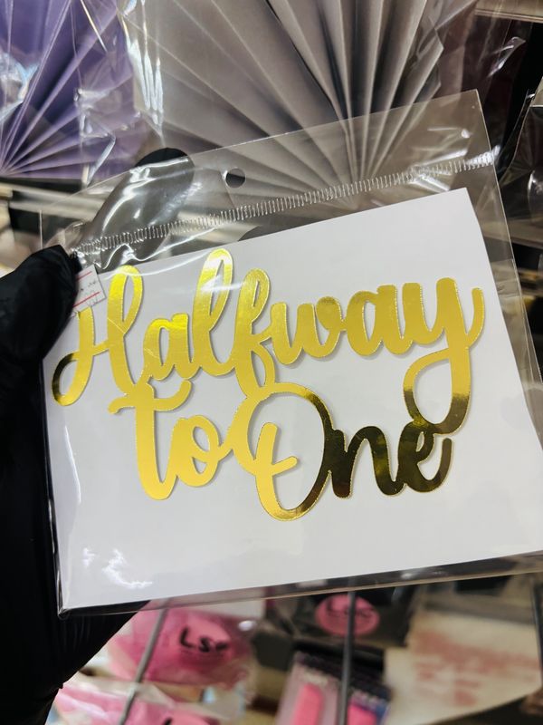 Cardstock charm: Halfway to One (gold)