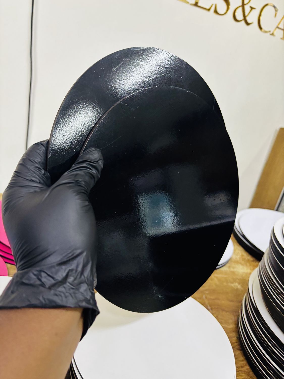 Masonite Board: Black Round