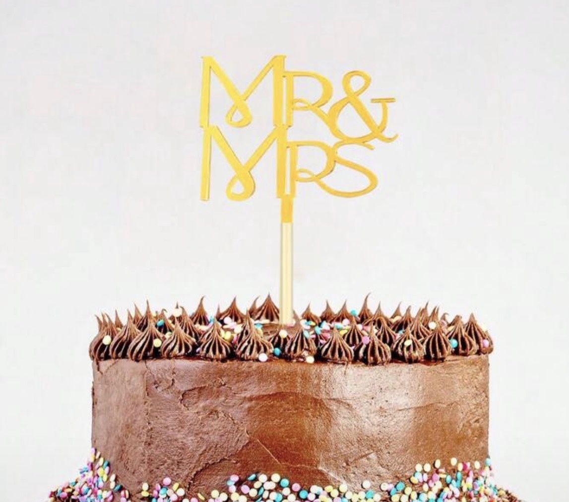 Acrylic Mr &amp; Mrs Topper (gold)